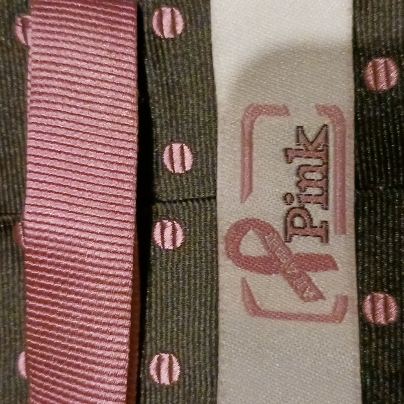 Mens Breast Cancer Awareness Tie - Picture 3 of 4